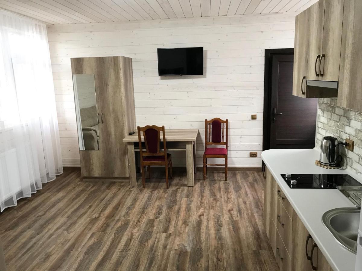 Готель Вікторія Volovets Exterior foto