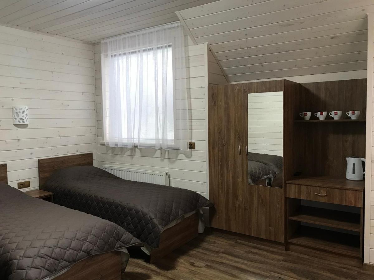 Готель Вікторія Volovets Exterior foto