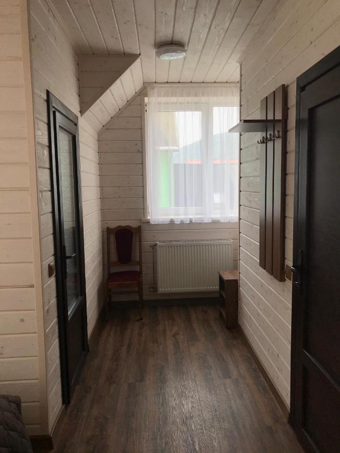 Готель Вікторія Volovets Exterior foto